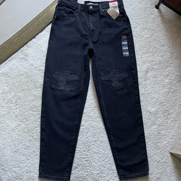 NWT Levi's High Waisted Mom Jeans Size 29/27 - Picture 3 of 12